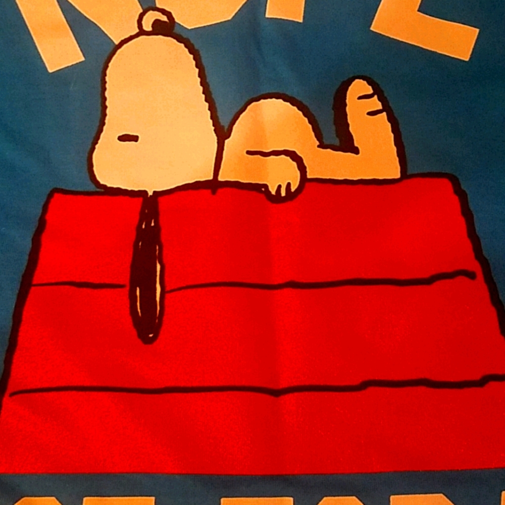 Snoopy  short sleeve shirt Large  (42/44)